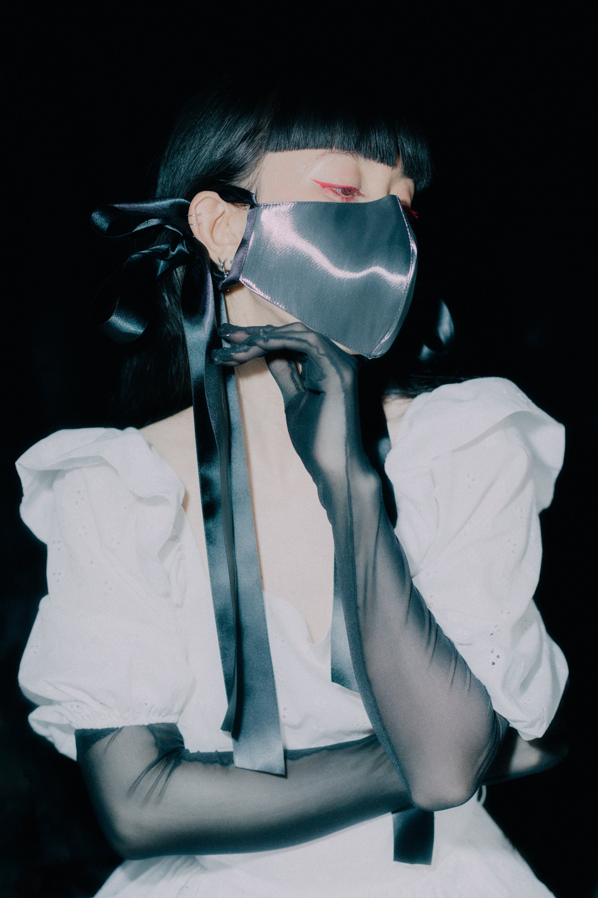 Liquid Darkness Mask CLOSET CHILDREN